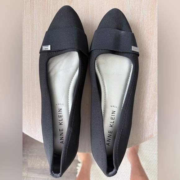 Anne Klein Shoes - Anne Klein Elegant Black Flats